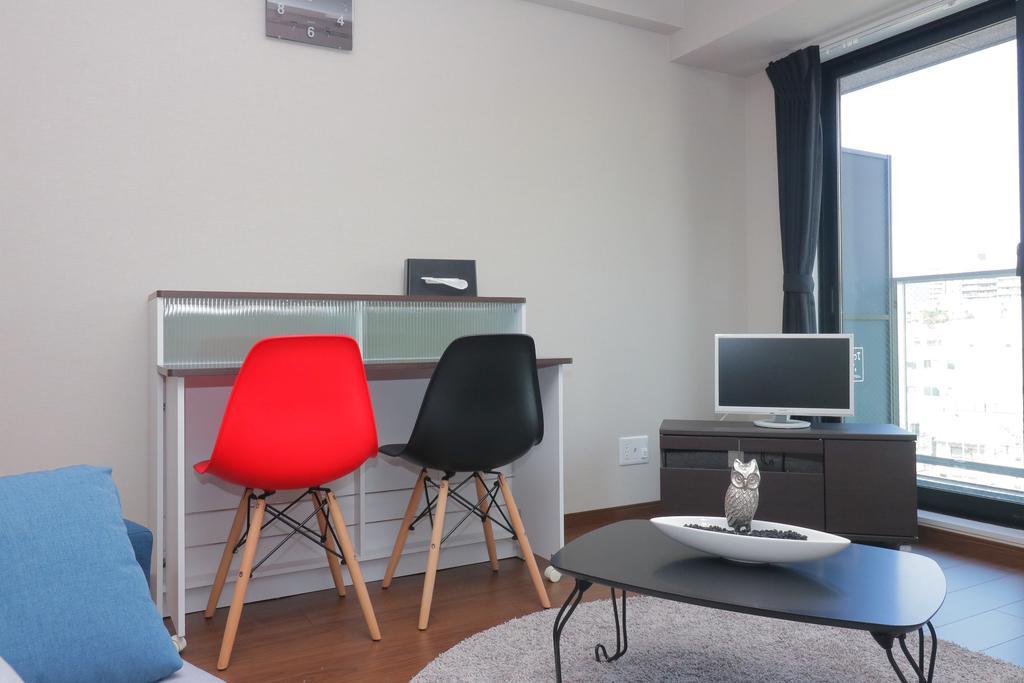 Hg Cozy Hotel No 32 通天閣前 Osaka Eksteriør billede