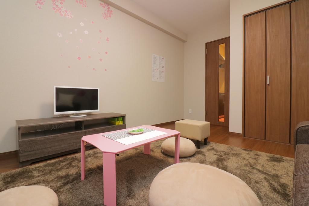 Hg Cozy Hotel No 32 通天閣前 Osaka Eksteriør billede